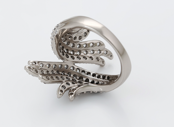 The Adorn Ring